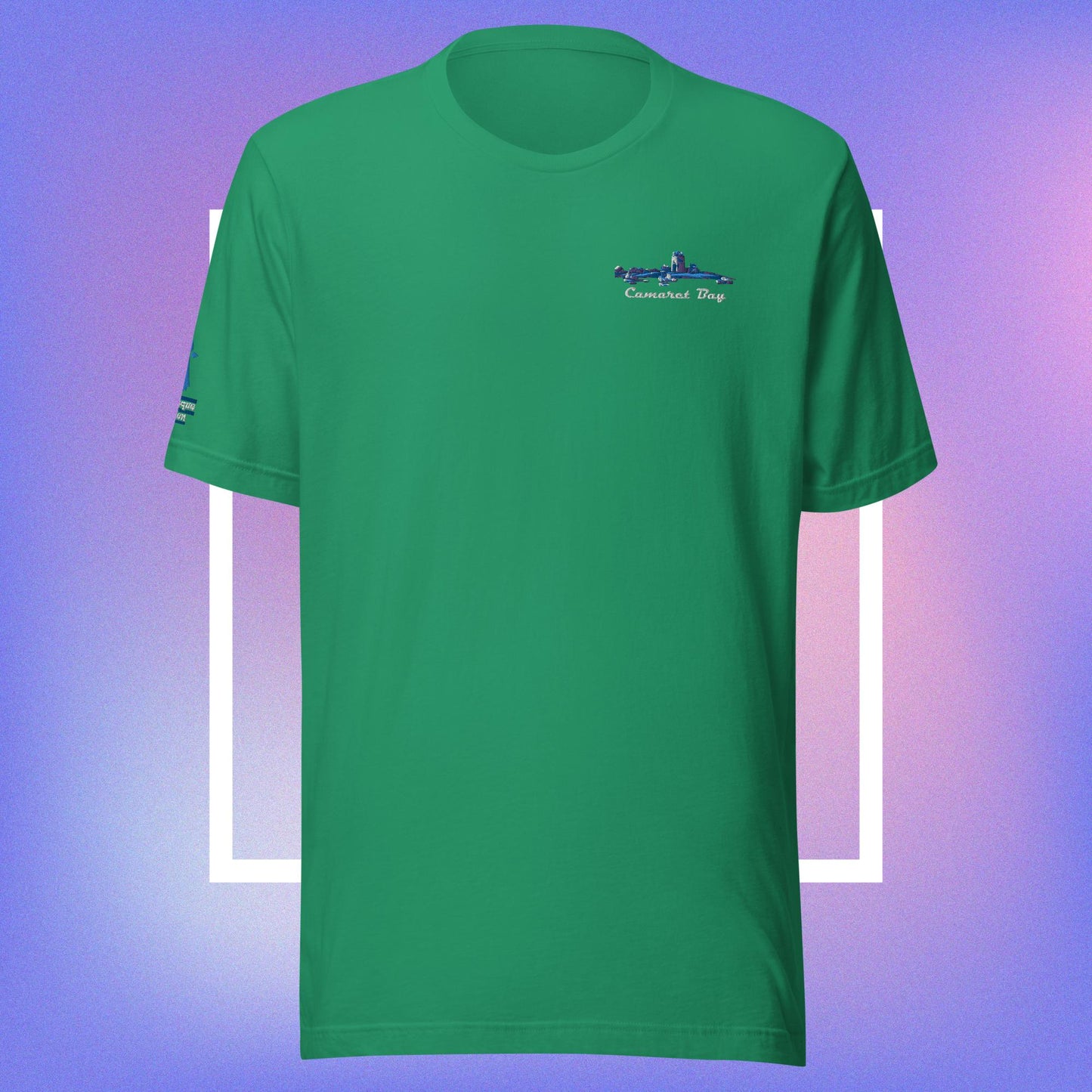T-shirt Unisexe Brodé en Nuances de Bleu "Camaret Bay"