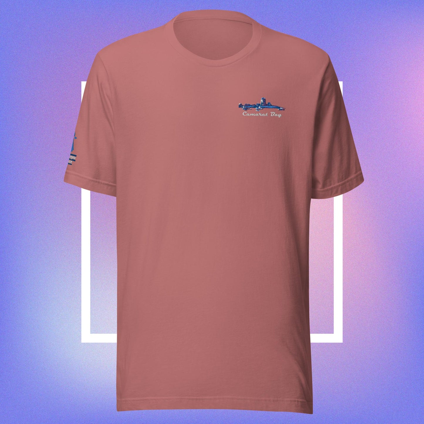 T-shirt Unisexe Brodé en Nuances de Bleu "Camaret Bay"
